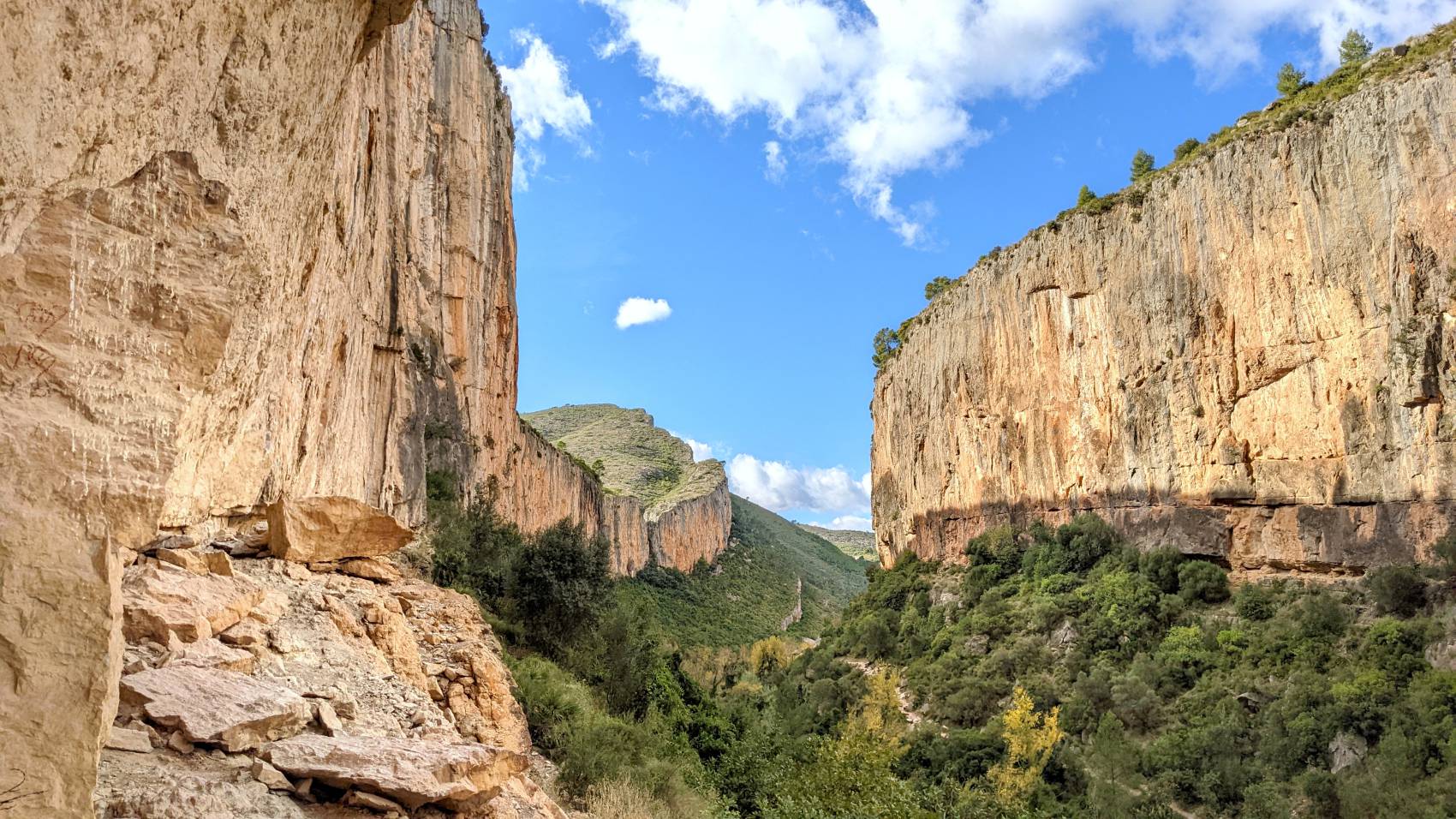 valley chulilla 