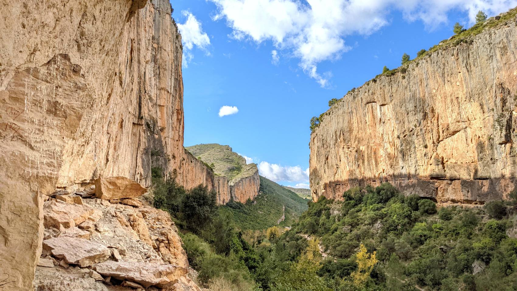 valley chulilla 